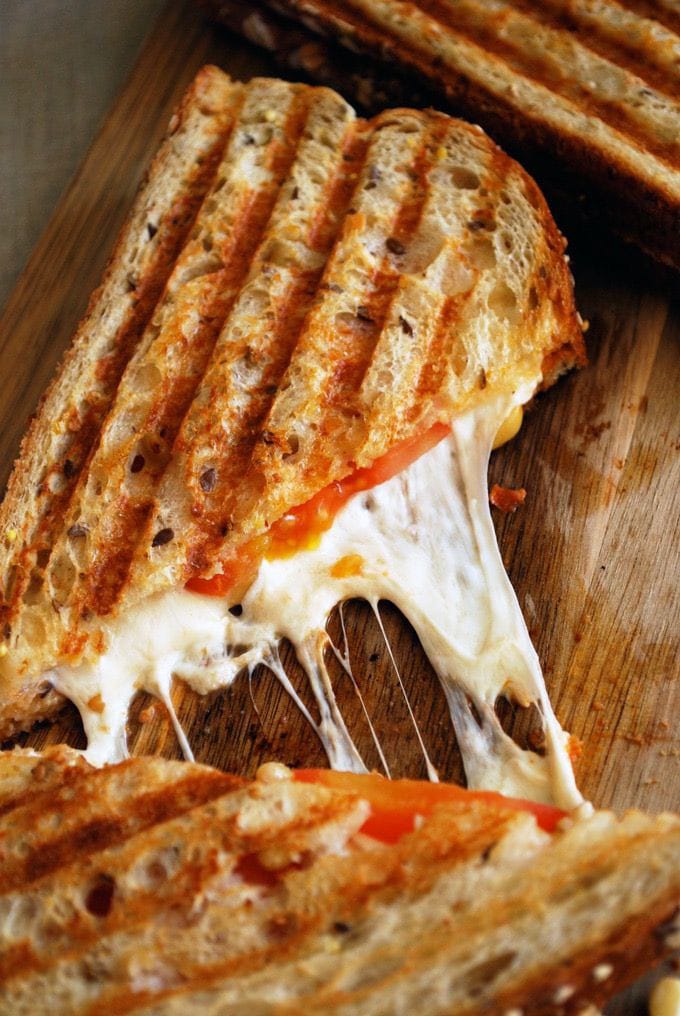 Bu görselin Alt özniteliği boş. Dosya adı: tost.jpg